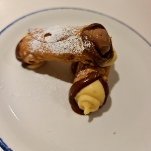 Dolci - Cannolli Nutella