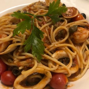 pasta glutten free con mariscos