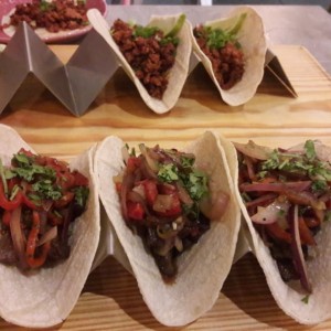 tacos de chorizo