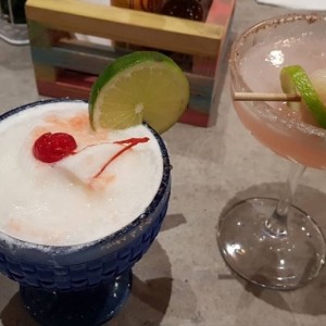 margarita de coco y margarita flor de Juana