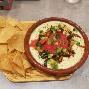 queso fundido con chinillo