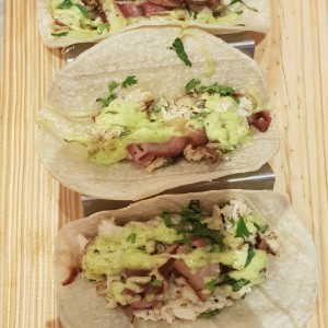 tacos de pollo c/ bacon