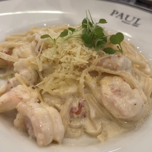 Festival de pasta - Linguinnie con camarones y wisky 