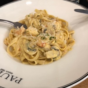 fetuccini con langostinos