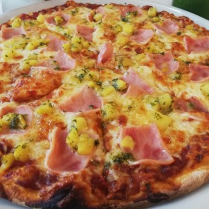 pizza hallawaina