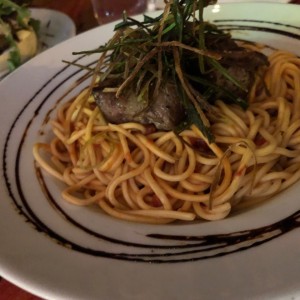 lomo de res con spaguetti en salsa rose