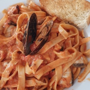 Pasta AglioRosso