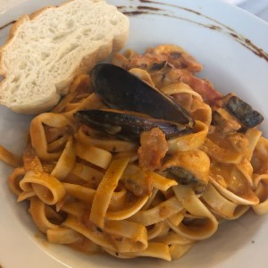 pasta aglioroso 