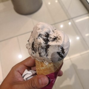 cono sabor exclusivo oreo.