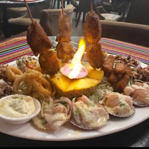 piqueo especial de mariscos Nazca 