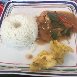 Corvina oriental (almuerzo ejecutivo)