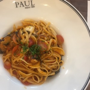 Linguini frutos del mar 