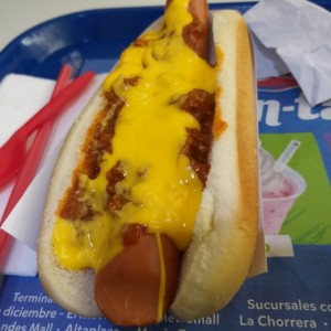 hotdog con chili y queso