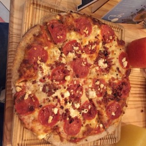 pizza de queso feta