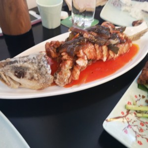 pescado en salsa de uvas