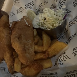 Platos fuertes - Fish and chips