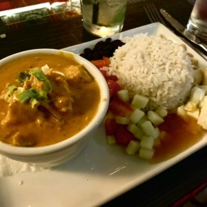 Platos fuertes - Chicken Curry