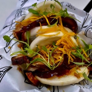 Bao con costillitas de Puerco?