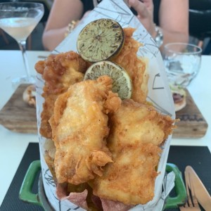 fish and lot of chips