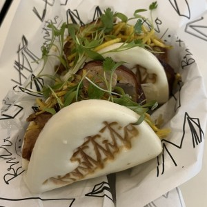 Small Eats - Cochinillo Buns