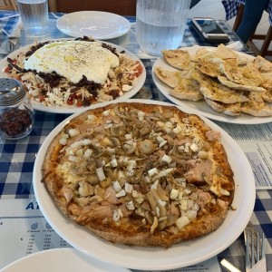 pizza athens y la dopsomo 