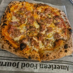 Pizza con Chorizo y Kale