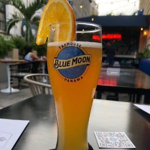 blue moon barril