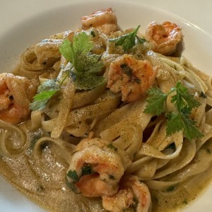 Fetuccini Aglio, Olio E Gamberetti