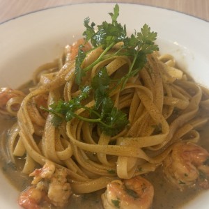 Fetuccini Aglio, Olio E Gamberetti