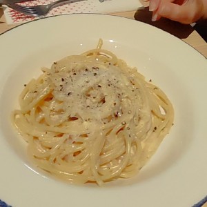 Bucatini Cacio E Pepe