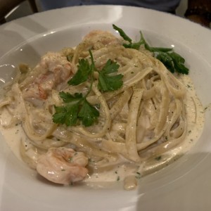 Fetuccini Aglio, Olio E Gamberetti