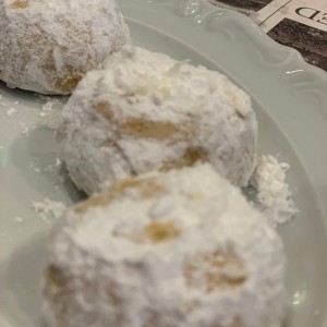 POSTRES - KOURABIEDES