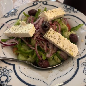 Ensaladas - Joriatiki Salata