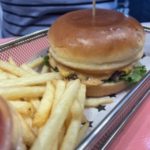 Classic Cheeseburger - Sencilla