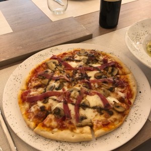 Pizza Dammie 5 euro. deliciosa
