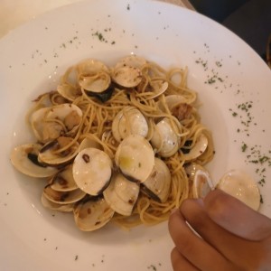 al vongole (almejas) 