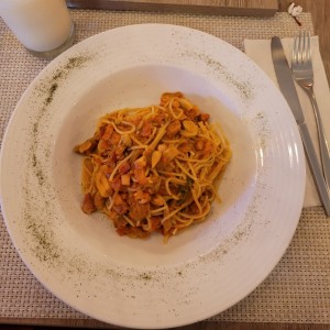 pasta con hongos trufada