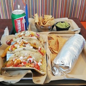 Tacos y burrito