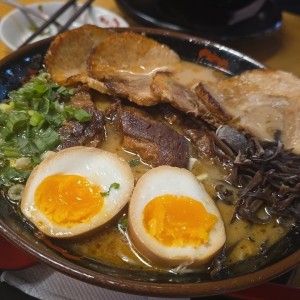 Ajisen Mejor Combo Ramen