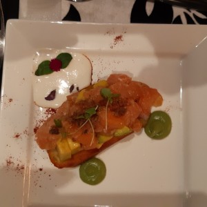 tartar de salmon