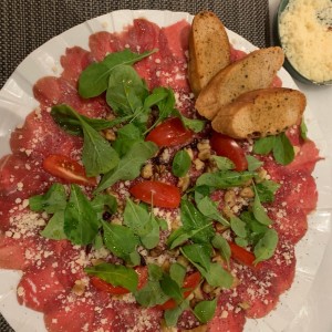 Carpaccio de res