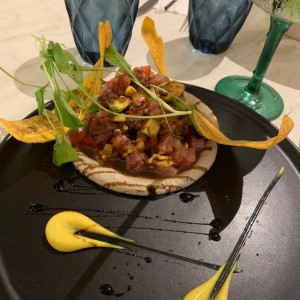 tuna tartare 