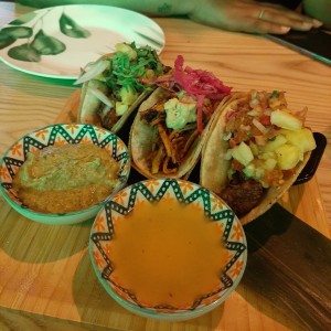 Para Compartir - Trio de Tacos