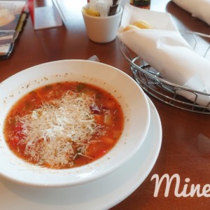 sopa minestrone