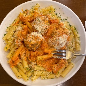 Penne with both sause