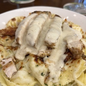 Asiago Tortelloni Alfredo With Grilled Chicken