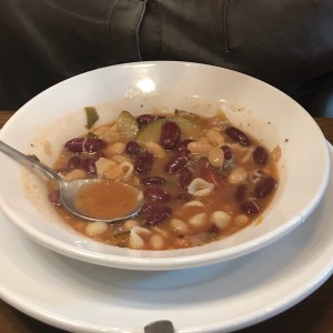 Sopa de minestrones 