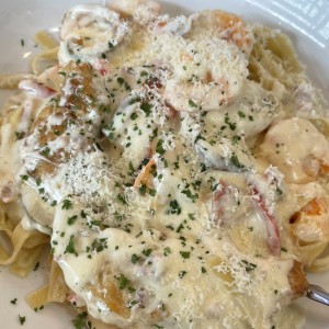 Chicken & Shrimp Carbonara