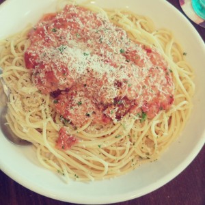 espaguetti con albondigas