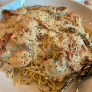 Shrimp and chicken Carbonara 